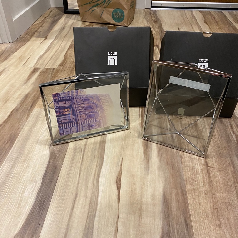 Picture frames - Picture 2 of 5